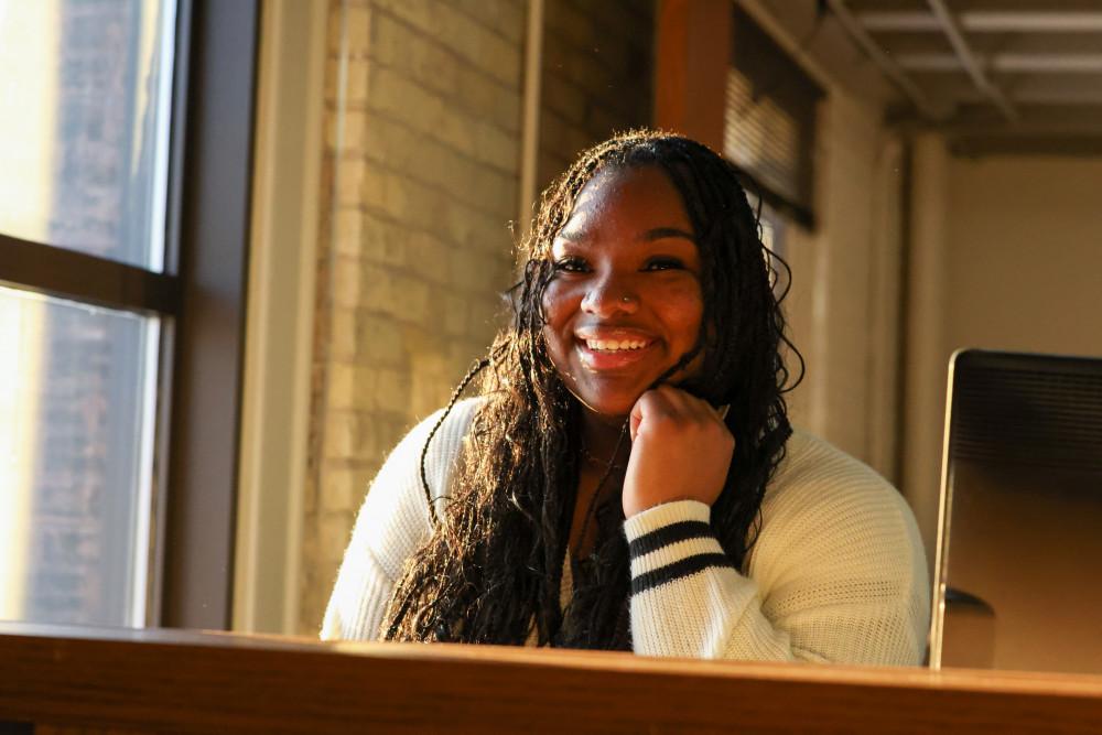 23岁的杰达·丹尼尔(Jada Daniel)希望她的奖学金能够支持有色人种社区，并让他们看到有色人种社区.