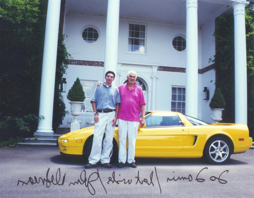 John DeLorean和塔米尔墩在1999年.