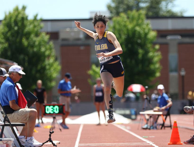 伊娃·朗史密斯'21竞争在2018年NCAA三级户外田径锦标赛事件-女子三级跳远.